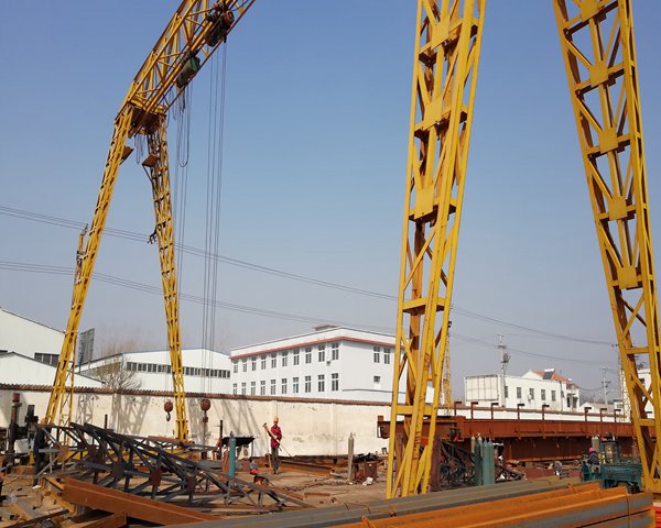 四川宜賓門式起重機(jī)廠家型號標(biāo)準(zhǔn)