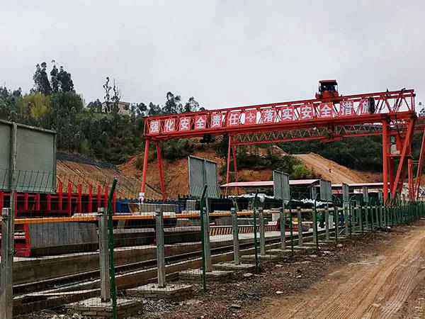 十堰龍門(mén)吊廠家勇于開(kāi)拓 長(zhǎng)城起重