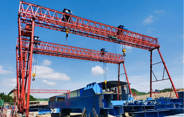 江蘇蘇州龍門吊廠家80T花架式路橋龍門吊特點(diǎn)