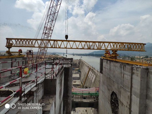 浙江紹興架橋機廠家使用過程應注意事項