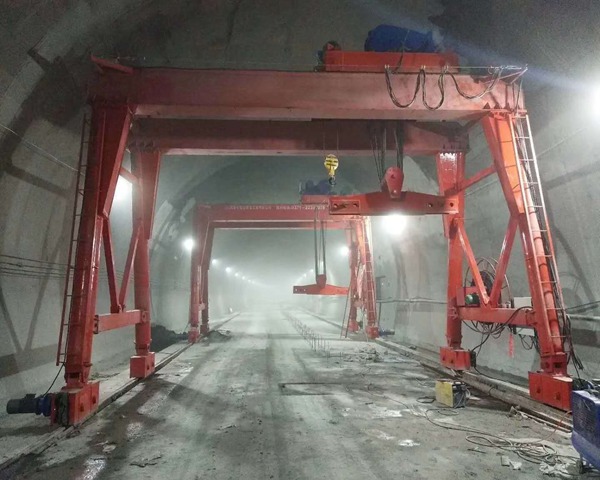 山東淄博門(mén)式起重機(jī)廠(chǎng)家先你一步考慮齊全