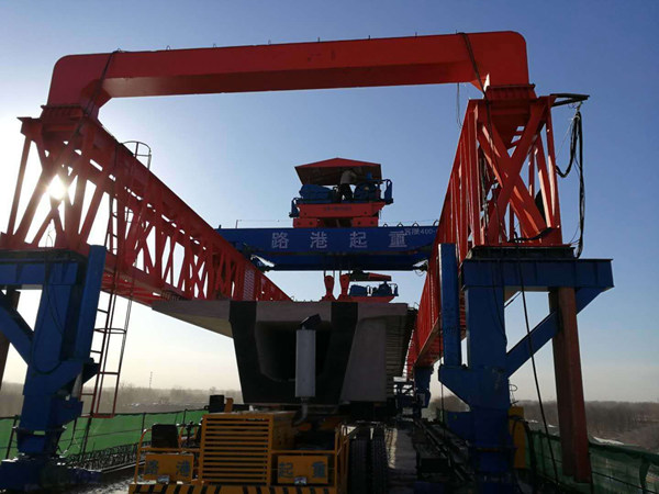 河南駐馬店單梁架橋機廠家開拓新領域