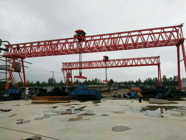 甘肅蘭州龍門吊廠家現(xiàn)貨數(shù)百臺(tái)