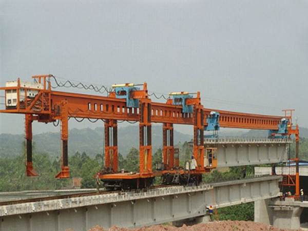 四川巴中30-180架橋機廠家架梁細節