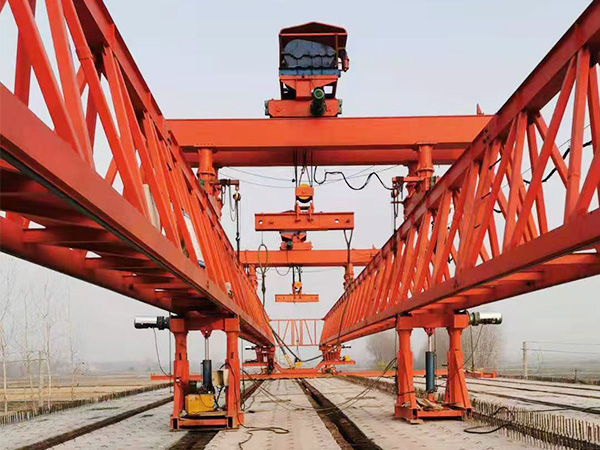 四川巴中架橋機(jī)廠家神威初現(xiàn)