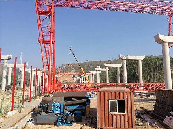 內蒙古龍門吊廠家風雨后見彩虹