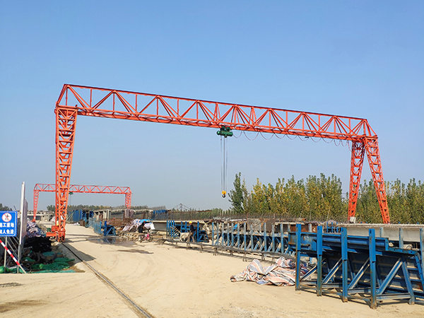 四川自貢二手龍門(mén)吊廠家洽談