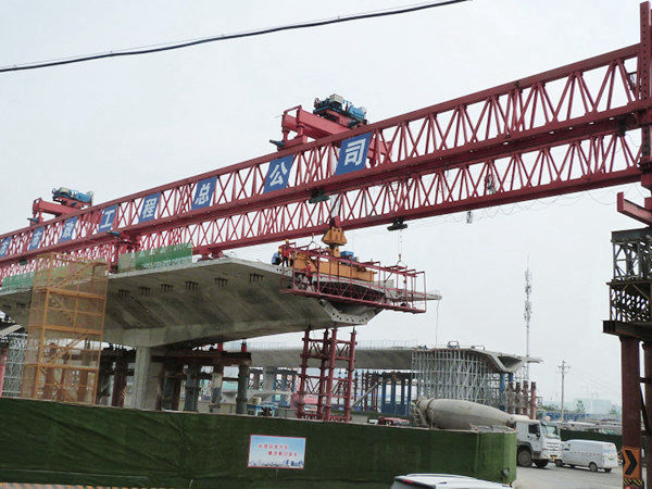 河南鶴壁架橋機廠家定期進行檢查