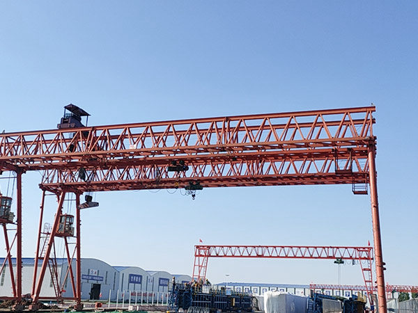 福建漳州門式起重機廠家 只有你不變