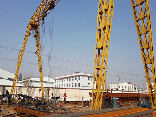 安徽蚌埠龍門吊廠家跨度可以