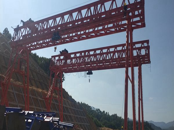 浙江金華龍門(mén)吊廠(chǎng)家冶金式