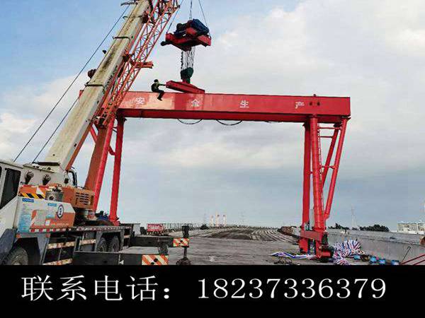 河北邢臺(tái)龍門(mén)吊租賃公司 小型設(shè)備很實(shí)用