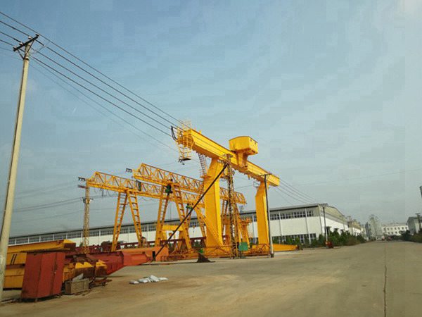 玉林大噸位龍門(mén)吊廠家報(bào)價(jià) 雙梁起重機(jī)