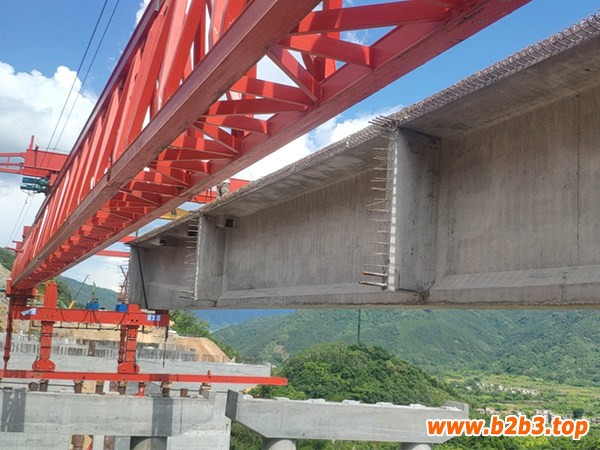 江蘇南京架橋機(jī)銷售公司銷售多種架橋機(jī)