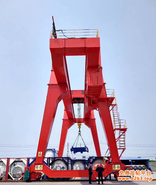  山西陽泉龍門吊公司講解雙梁門式起重機