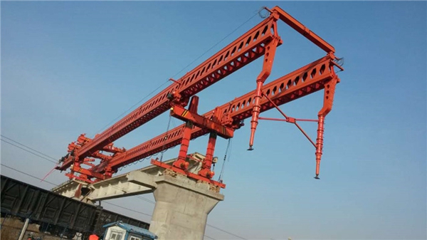 安徽滁州架橋機(jī)廠家 140噸架橋機(jī)安裝方案